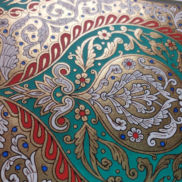 iluminaci&oacute;n arabesca dorada/verde/roja/azul